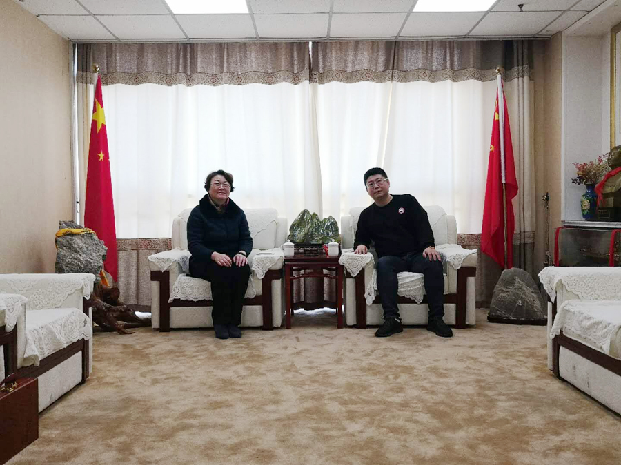 尊龙凯时集团董事长会见青岛银行盖行长一行