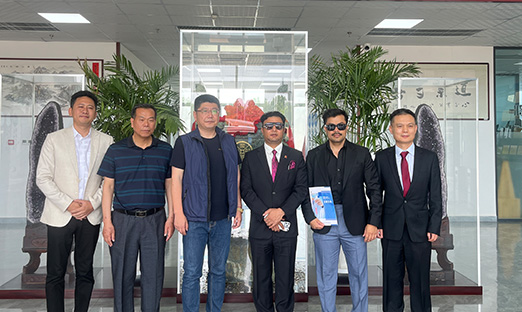 热烈接待尼泊尔国家工商联合会秘书长卡玛尔·巴哈杜尔·卡基先生一行莅临尊龙凯时集团，共寻相助新机缘